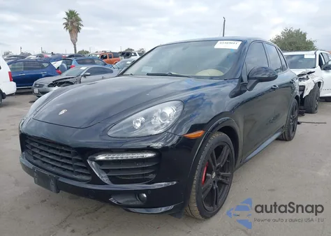 2013 Porsche Cayenne Gts из США, поврежденный, VIN WP1AD2A21DLA76415